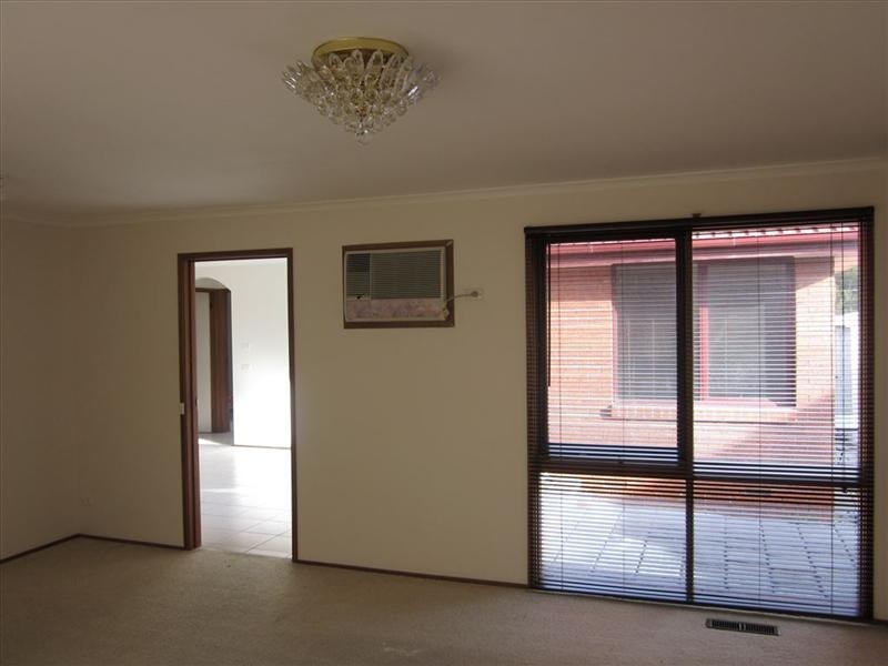 26 Murchison Crescent, Clayton South VIC 3169