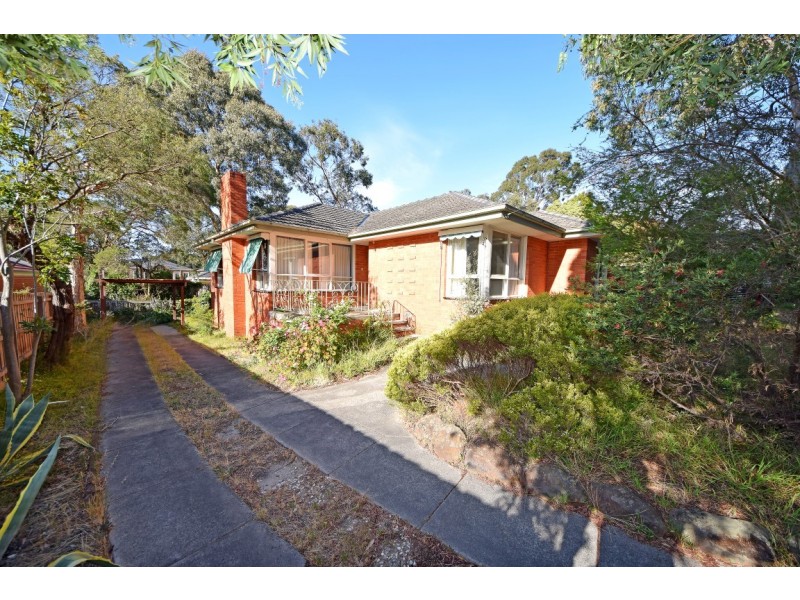 39 Greenways Road, Glen Waverley VIC 3150