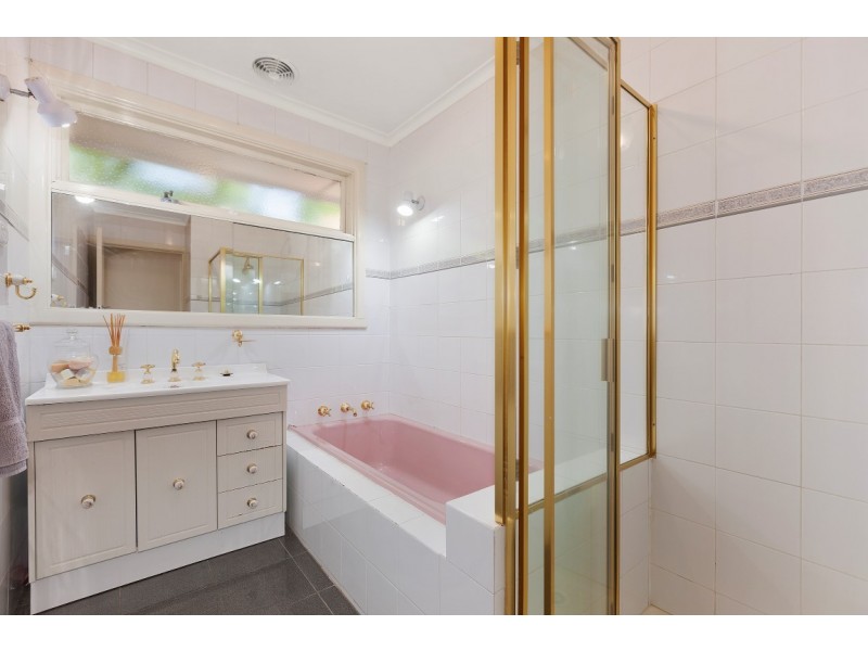 41 Margate Crescent, Glen Waverley VIC 3150