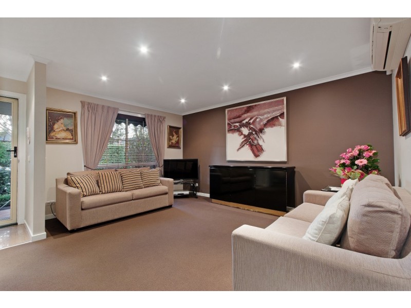 74 Callaghan Avenue, Glen Waverley VIC 3150