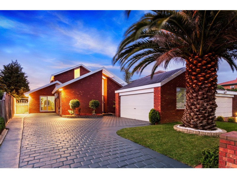 8 Talwood Court, Burwood East VIC 3151