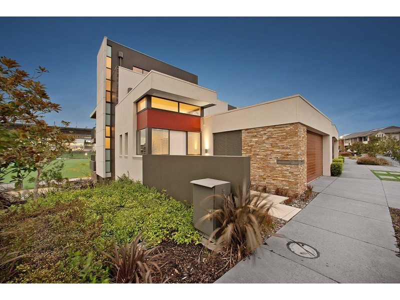 76 Waverley Park Drive, Mulgrave VIC 3170