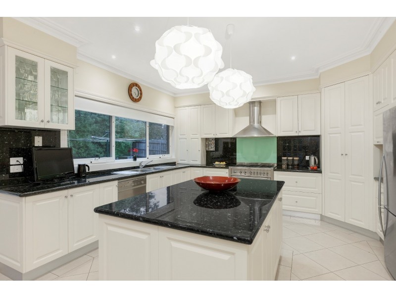 21 Teofilo Drive, Lysterfield VIC 3156