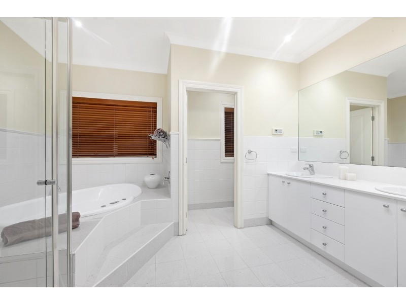 21 Teofilo Drive, Lysterfield VIC 3156