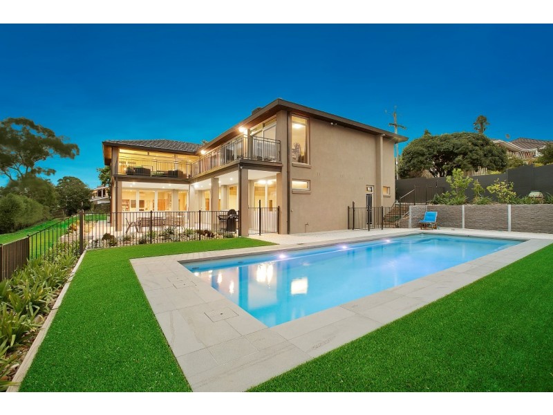 1 Pleasant View Crescent, Wheelers Hill VIC 3150