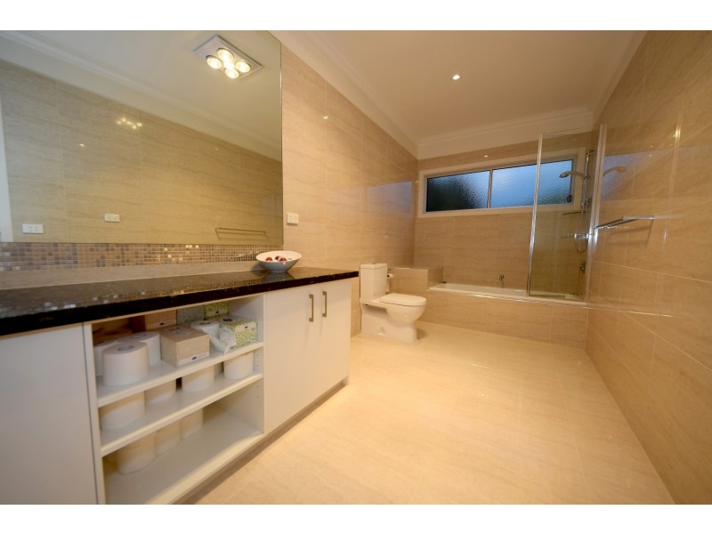 19 Cash Grove, Mount Waverley VIC 3149