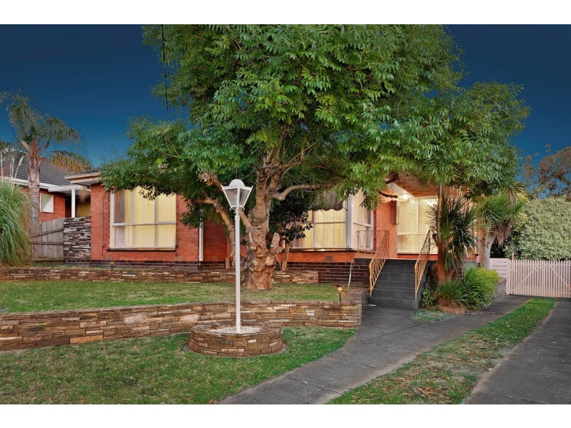 8 Bonview Crescent, Burwood East VIC 3151