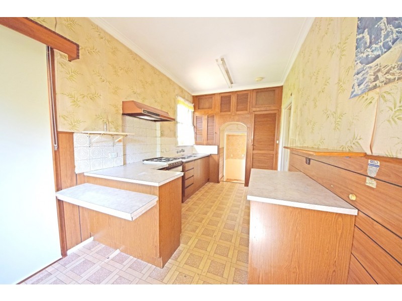 49 Avonhurst Drive, Glen Waverley VIC 3150