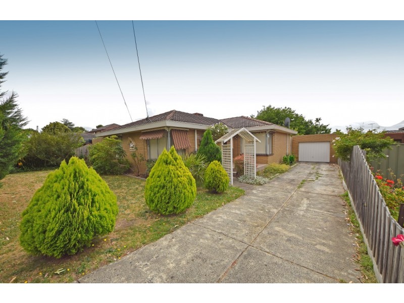 6 Strada Crescent, Wheelers Hill VIC 3150