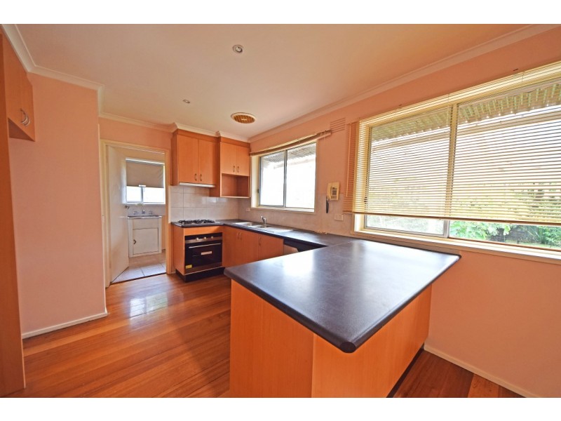 6 Strada Crescent, Wheelers Hill VIC 3150