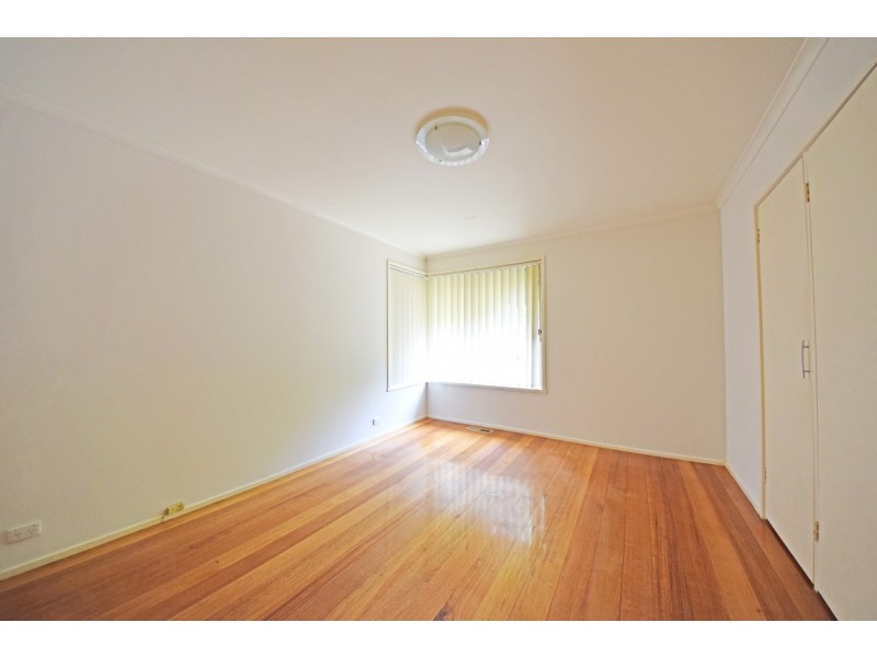 6 Strada Crescent, Wheelers Hill VIC 3150