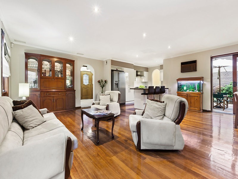 20 Helen Road, Chadstone VIC 3148