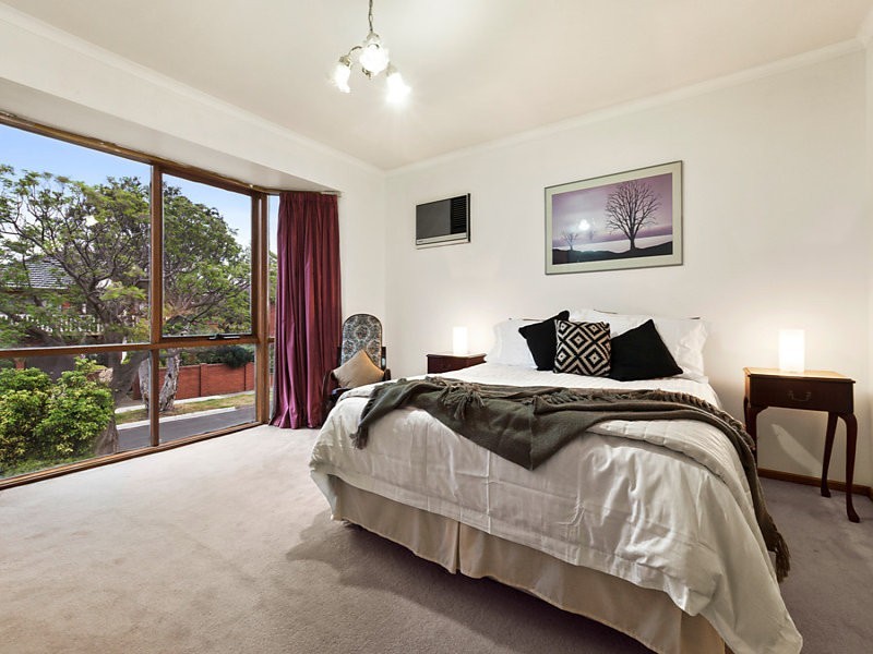 20 Helen Road, Chadstone VIC 3148