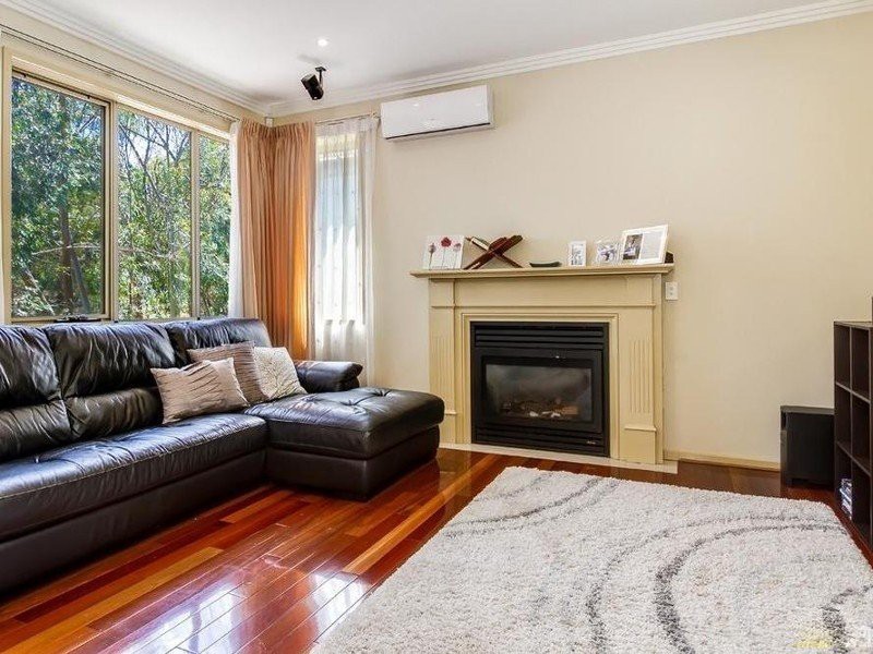 5 Lakeview Court, Glen Waverley VIC 3150