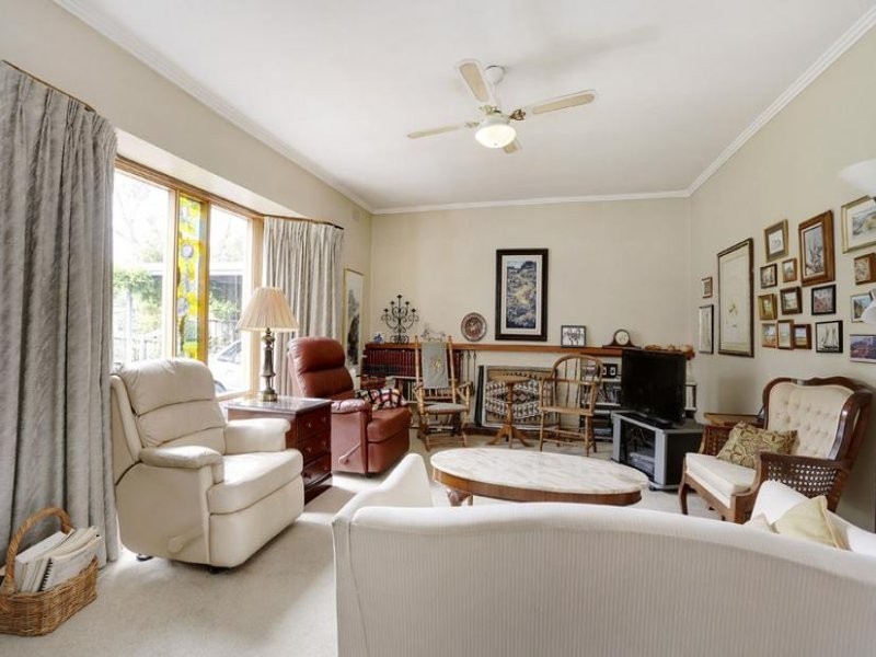 13-15 Tobias Avenue, Glen Waverley VIC 3150