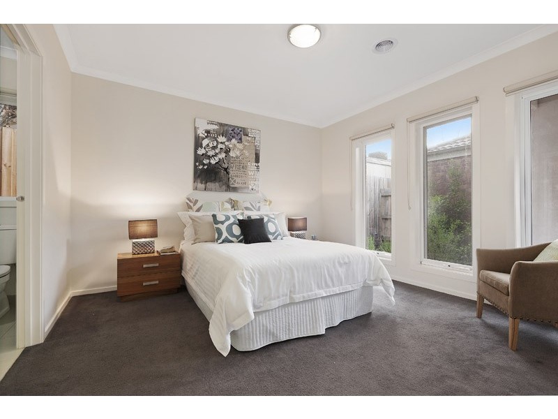 2/14 Keogh Street, Burwood VIC 3125
