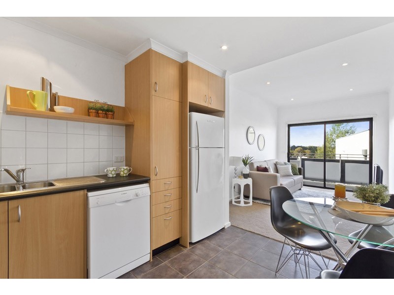 17/1 Eucalyptus Mews, Notting Hill VIC 3168