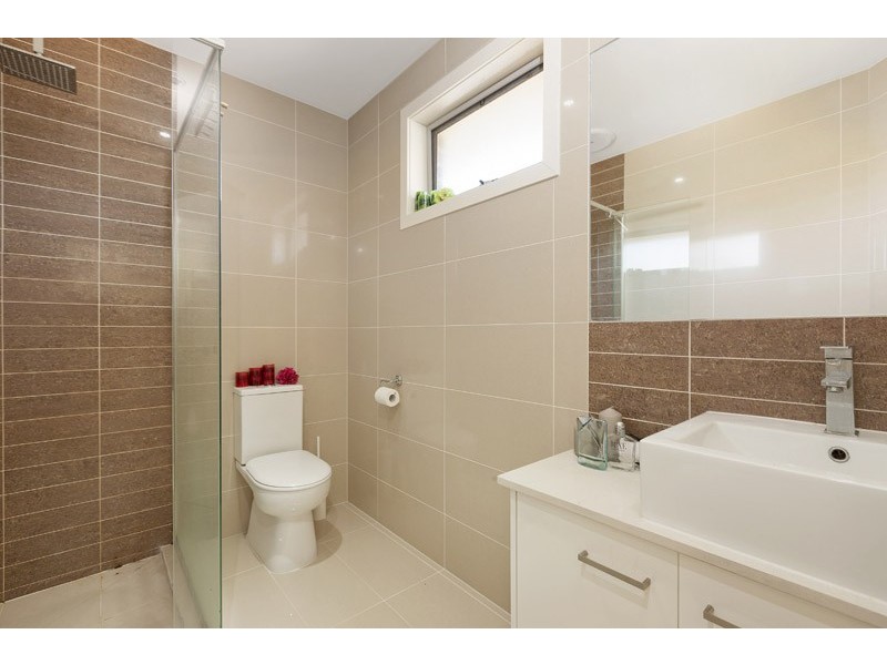 2/70 Albert Street, Mount Waverley VIC 3149