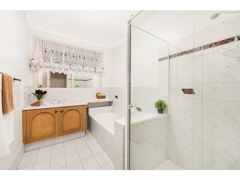 7 Petronella Avenue, Wheelers Hill VIC 3150