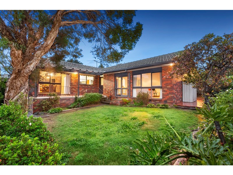 7 Petronella Avenue, Wheelers Hill VIC 3150