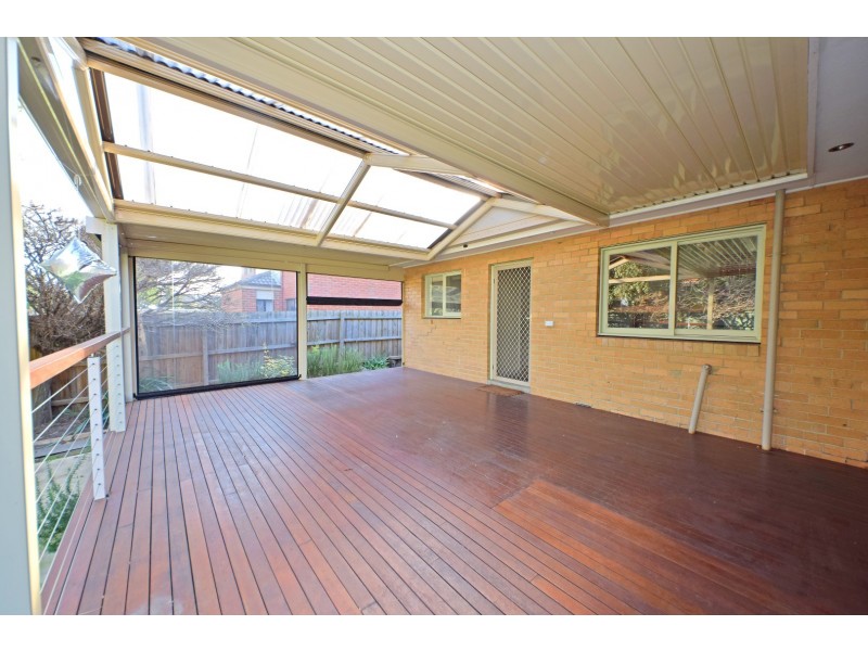 24 Nottingham Street, Glen Waverley VIC 3150