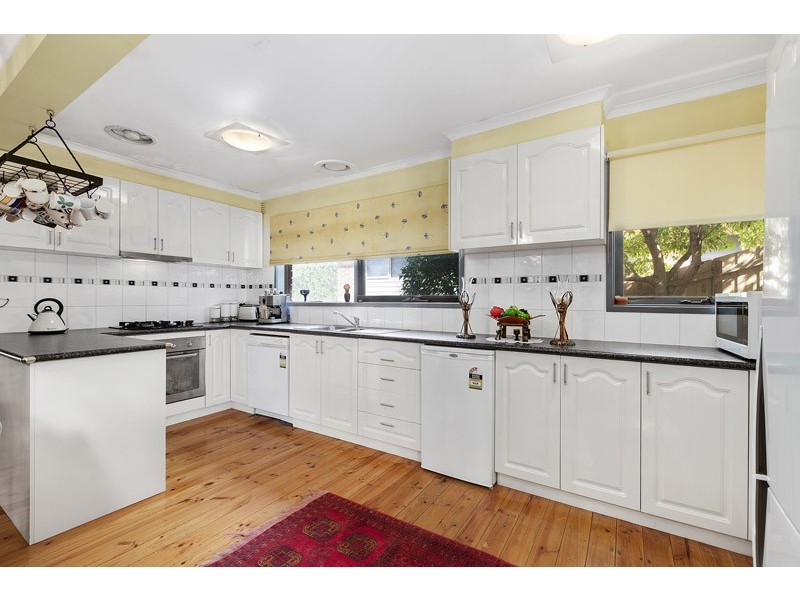 49 Long Valley Way, Doncaster East VIC 3109