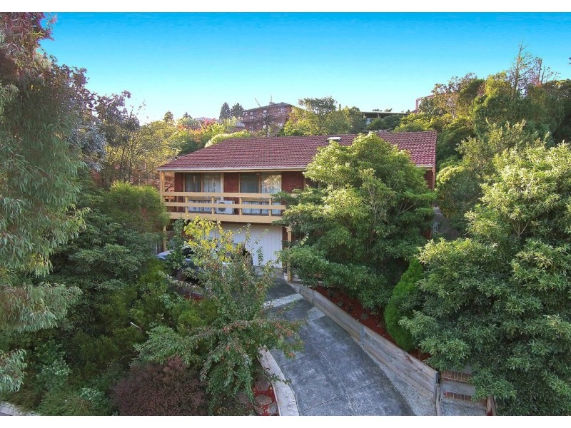 49 Long Valley Way, Doncaster East VIC 3109