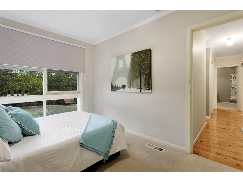 27 Hartland Road, Vermont South VIC 3133