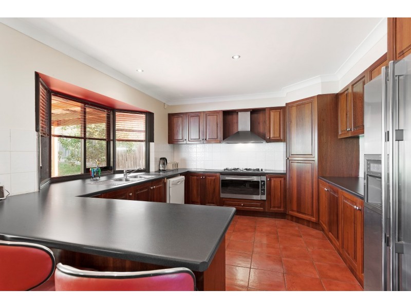 198 Outlook Drive, Dandenong North VIC 3175
