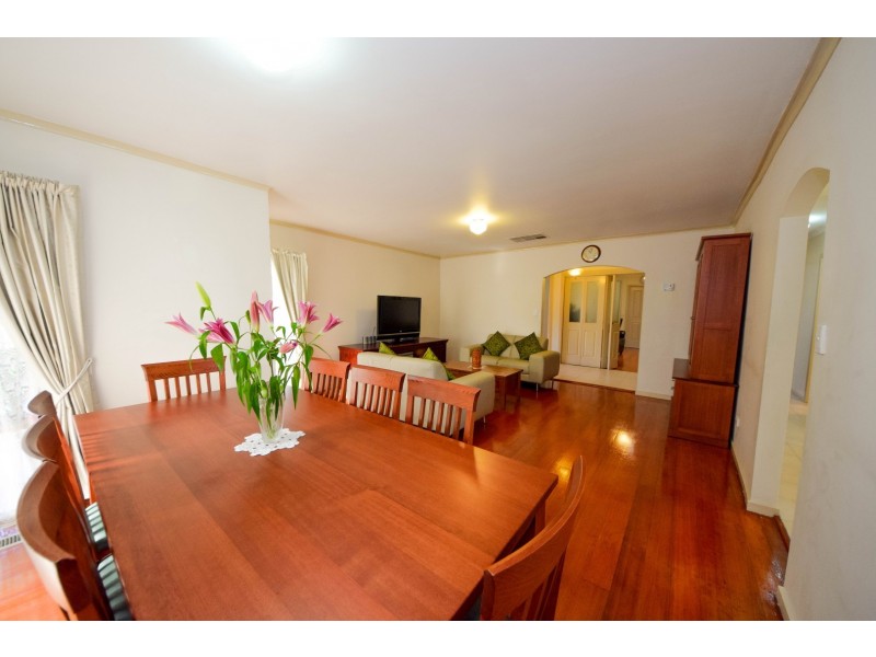 1 Wattle Grove, Mulgrave VIC 3170
