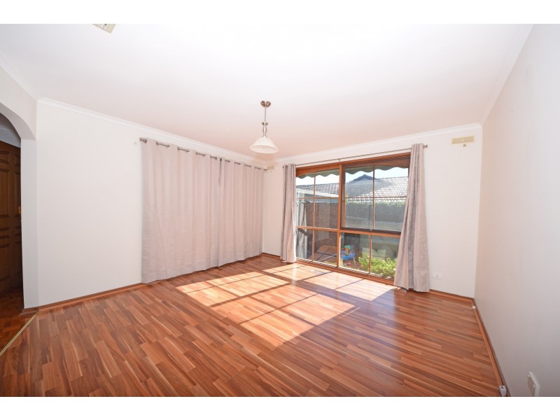 12 Roswell Street, Glen Waverley VIC 3150