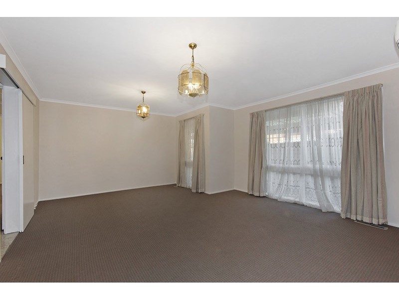 17 Parsons Avenue, Glen Waverley VIC 3150