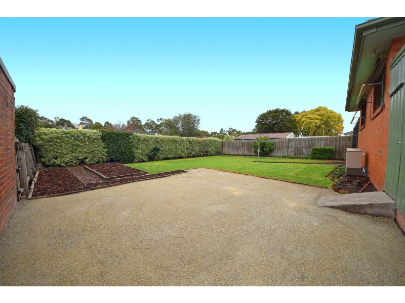 41 Rivett Crescent, Mulgrave VIC 3170