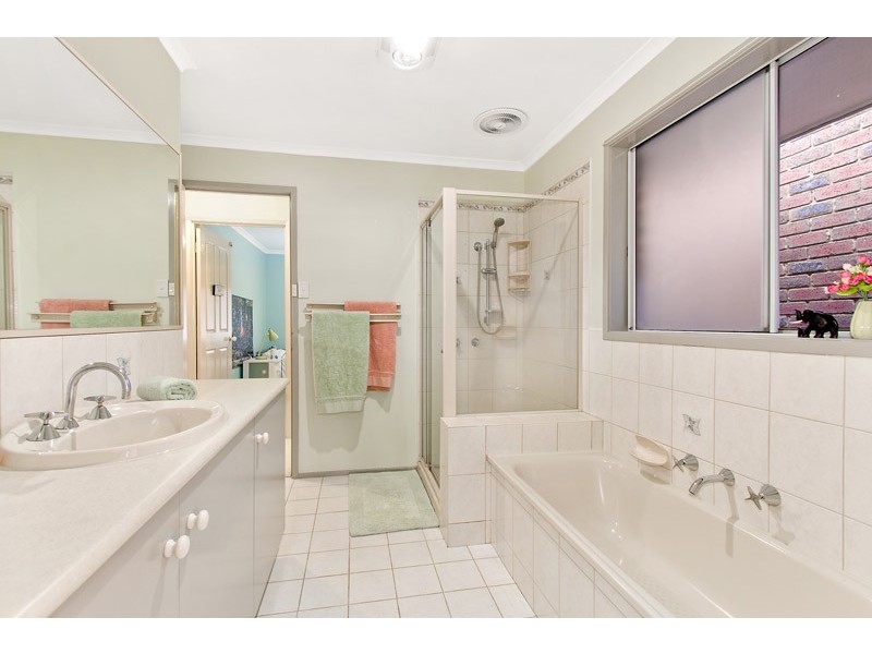 55 Heathcote Drive, Forest Hill VIC 3131