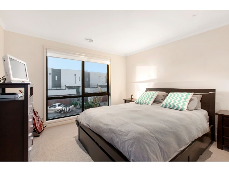 93 Waverley Park Drive, Mulgrave VIC 3170