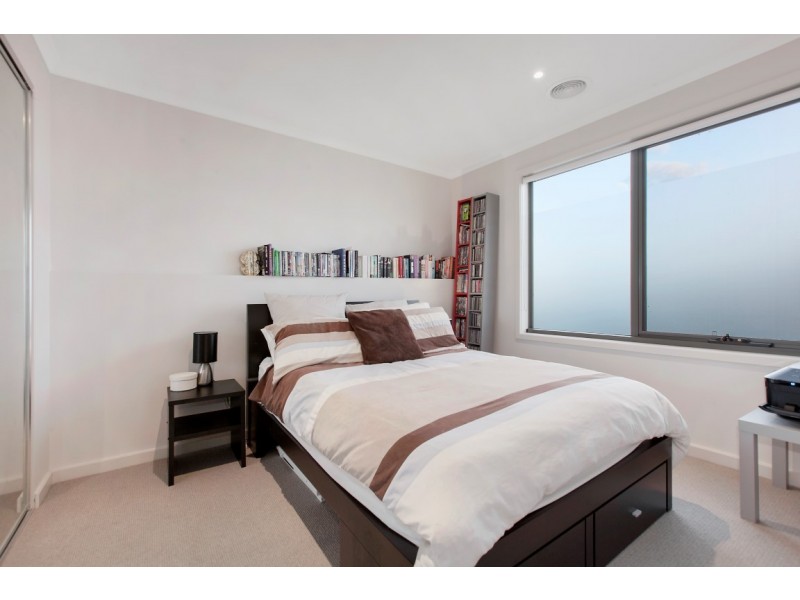 93 Waverley Park Drive, Mulgrave VIC 3170