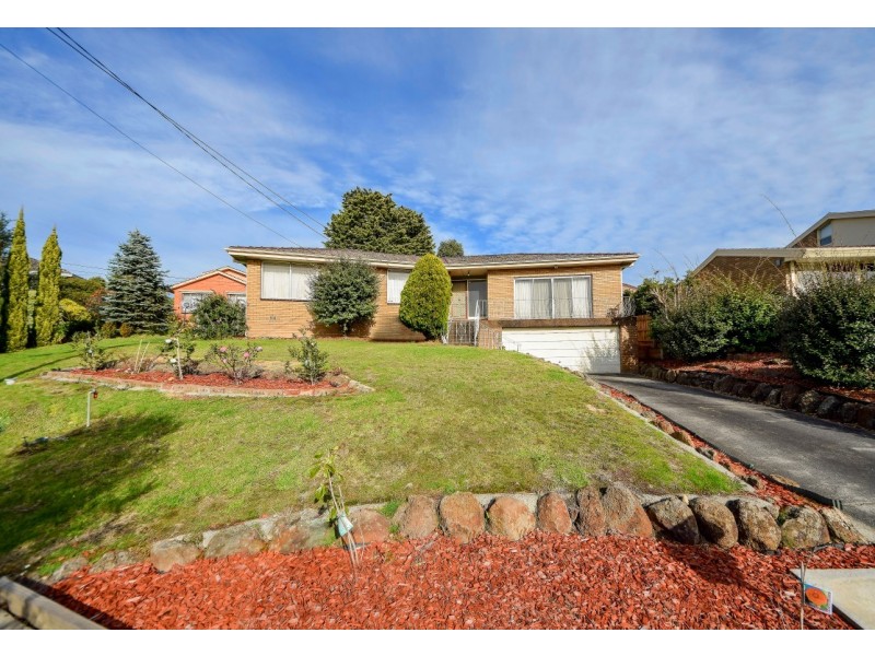 10 Valley View Court, Glen Waverley VIC 3150