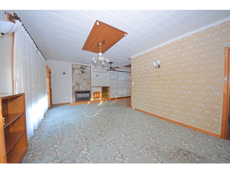 8 Denman Street, Mitcham VIC 3132