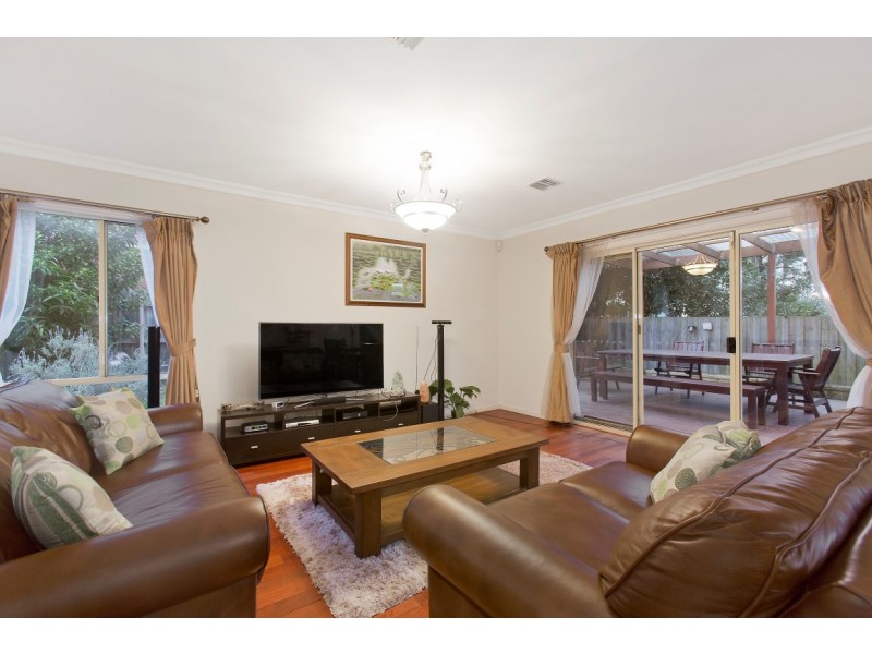 37 Crows Lane, Glen Waverley VIC 3150