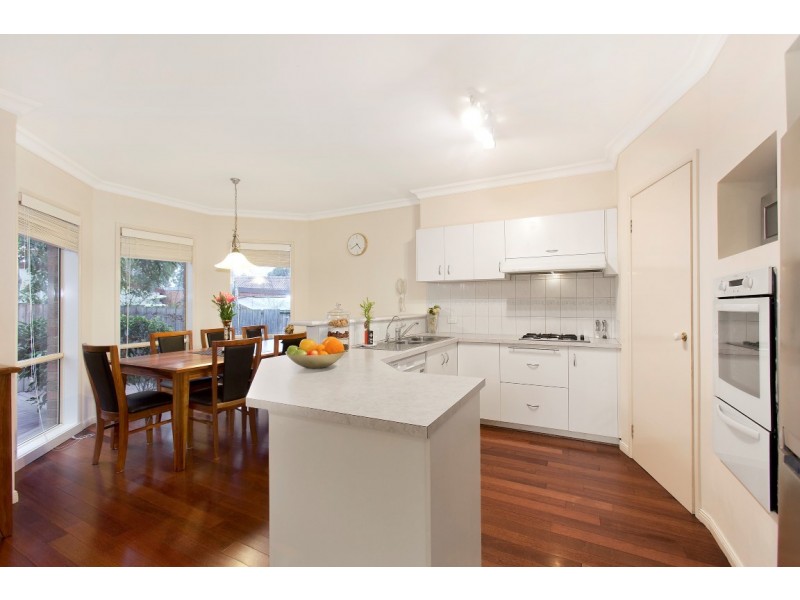 37 Crows Lane, Glen Waverley VIC 3150