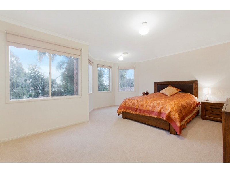 37 Crows Lane, Glen Waverley VIC 3150
