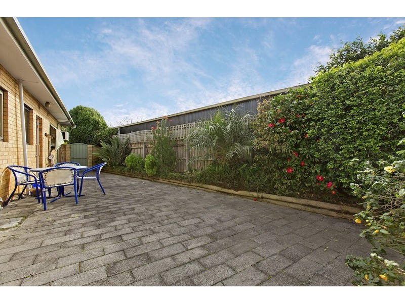 16 Murdo Road, Clayton VIC 3168