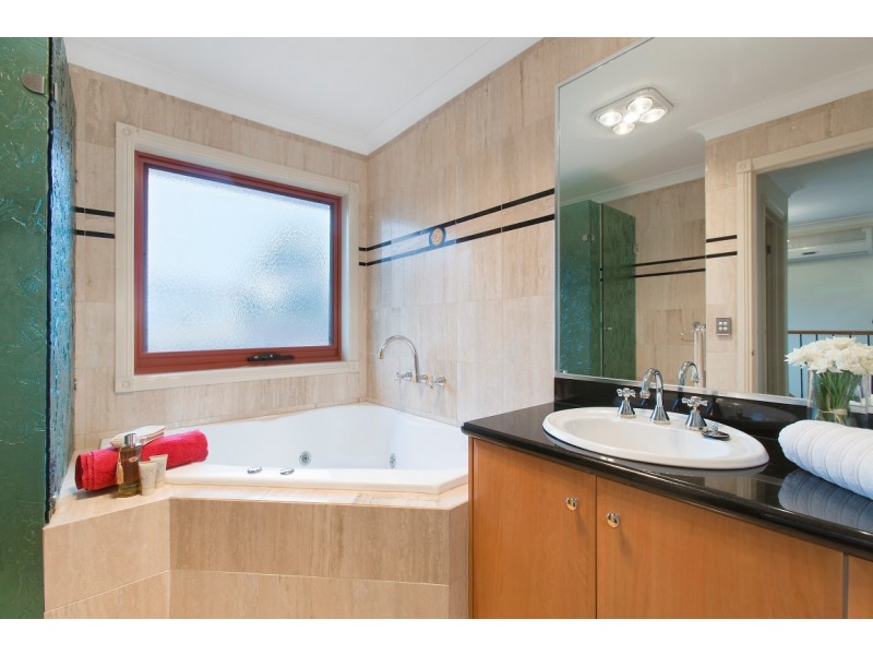 30 Northam Street, Glen Waverley VIC 3150