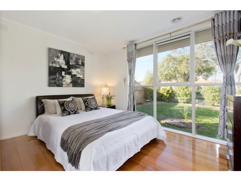 1/5 Risdon Drive, Notting Hill VIC 3168