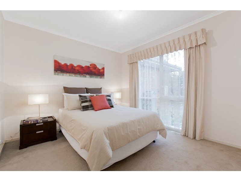 2/227 Gallaghers Road, Glen Waverley VIC 3150