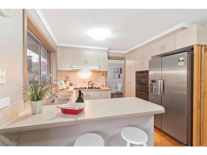 4/4 Lang Road, Mount Waverley VIC 3149