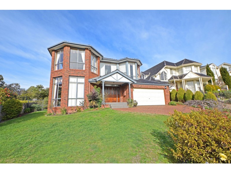4 Strathconnan Place, Wheelers Hill VIC 3150