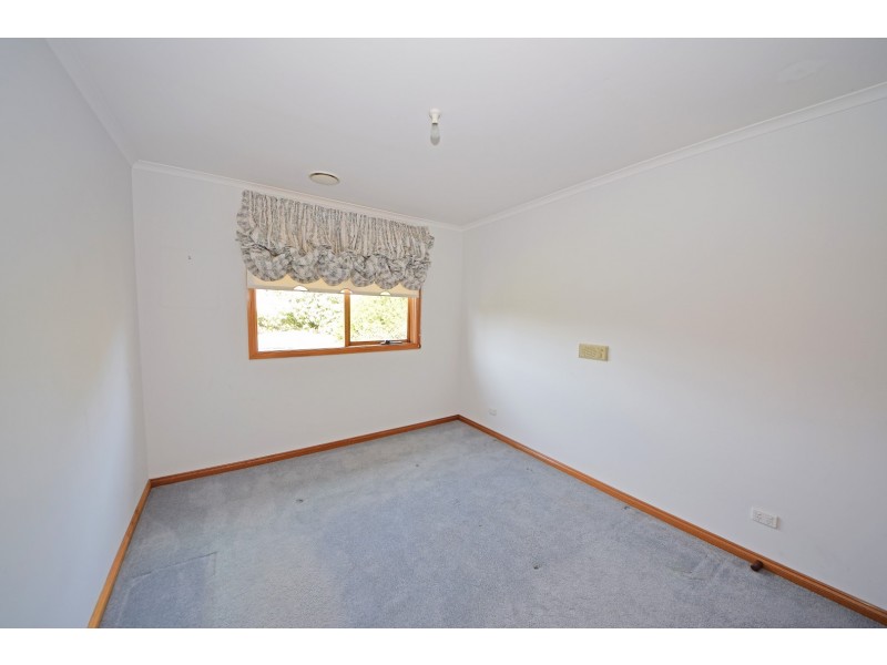 4 Strathconnan Place, Wheelers Hill VIC 3150