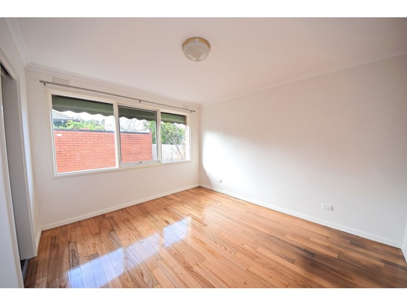 38 Middleborough Road, Burwood East VIC 3151