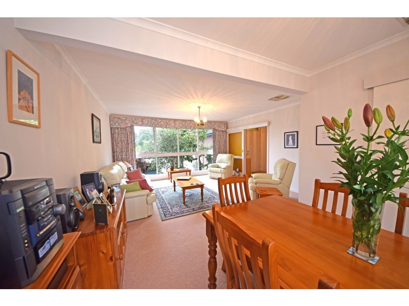 7 Petronella Avenue, Wheelers Hill VIC 3150